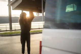 Woman makes campers from trunk to trunk